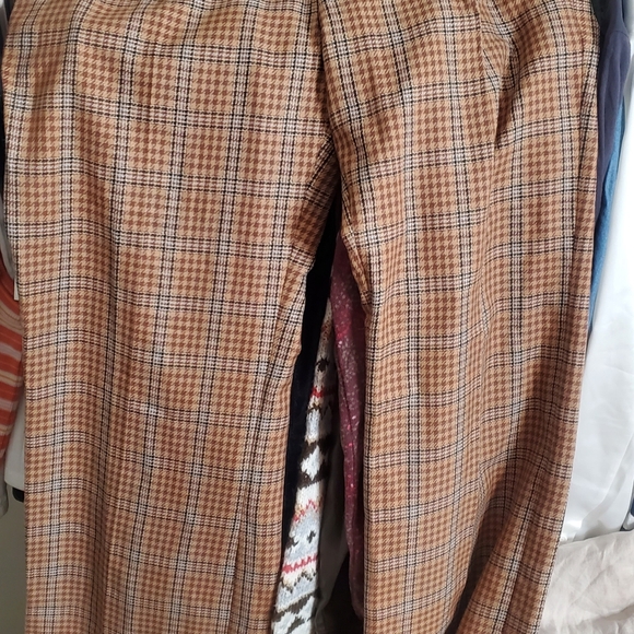 $249 PAIGE Avedon Plaid Wide Leg Trousers in Bronze Dust Multi - Picture 12 of 12